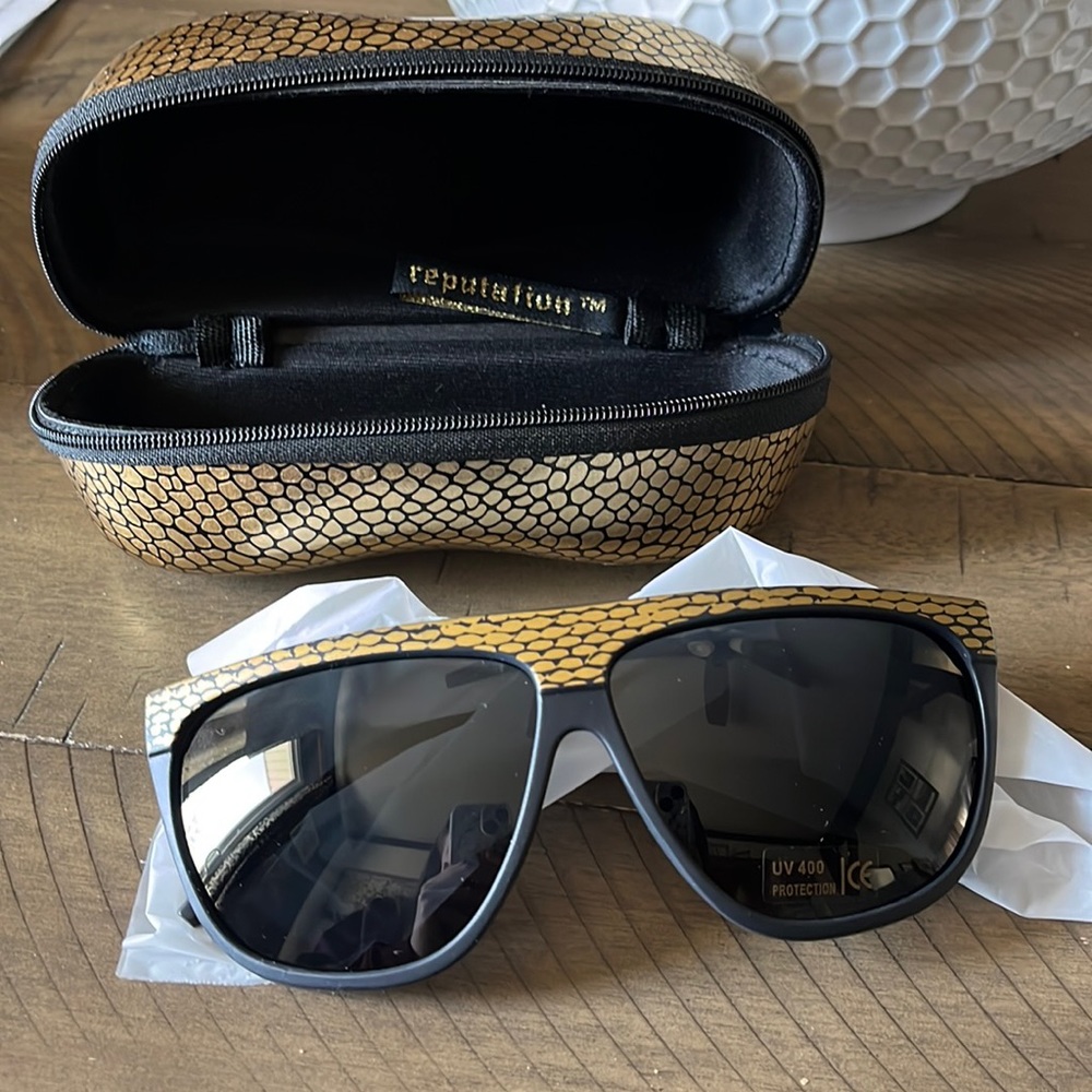 Taylor Swift Reputation Glasses